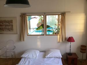 Villas Wooden house with indoor pool : photos des chambres