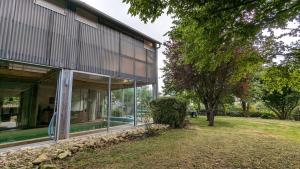 Villas Wooden house with indoor pool : photos des chambres