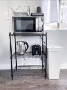 Nifty Trailer With Spacious Parking