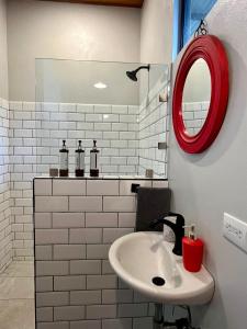 Industrial Studio with private Jacuzzi