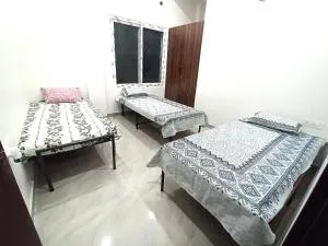 Beds in Prayagraj - Dārānagar