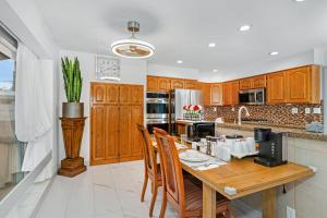 Sanctuary-5BR Home for Extended Stays & Family Comfort