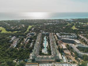 Séjour haut de gamme dans loasis verdoyante dAWA