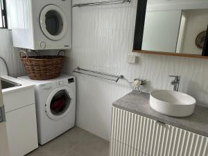 Stylish unit convenient location