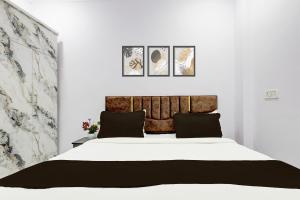 Hotel The Arrow Near Paschim Vihar