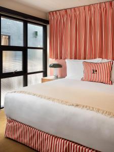 King Studio room in Palihotel Melrose