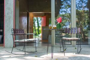 REFUGIO Nature meets Luxury