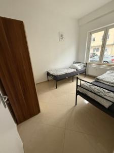 Monteurswohnung bei Köln,Düsseldorf WLAN, Parkplatz, Küche