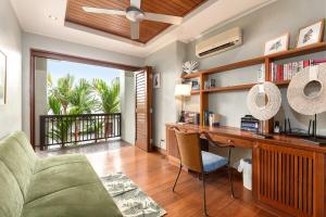 Far Pavilion - A tranquil Hampton-style Villa