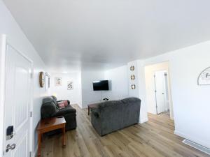 Charming 2BR 2BA in Great Falls!