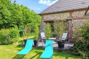 Charmante Maison à Fort-Moville avec Terrasse Privée