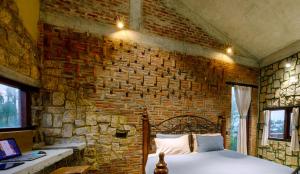 La Rocca An Bang Beach