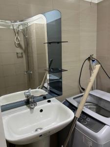 NEAR MOA 2 beds 4 pax unit SHORE 2