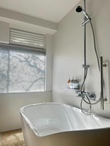 真鶴町ペットと泊まれてBBQも可能落ち着く和モダンルームapartment Hotel途乃中RC0