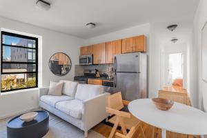 Chic & Trendy 3BD 1Bath Escape in the Lower East Side
