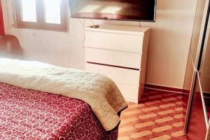 Welcoming House with Sea View in Corme-Porto