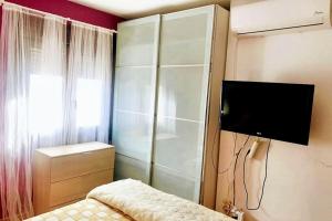 Welcoming House with Sea View in Corme-Porto