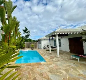 Cottage Palmier Rouge - Léro