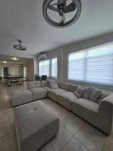 Playa Azul Luxury Vacation Villa - 卢基约