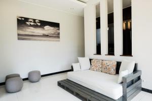 Spacious Pine Forest Villa for MAX 15