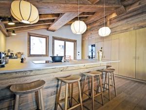 Chalet de luxe 200m² sur piste avec spa, St Martin de Belleville, 10 pers - FR-1-613B-48