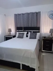 Dulce Hogar - Juan López