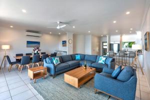 Blue Water Views 16 - 3 Bedroom Penthouse with Ocean Views