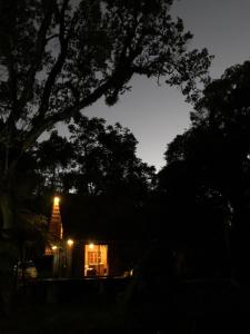 Cabana aconchegante em meio à natureza