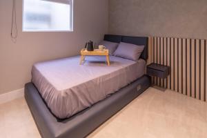 Luxury penthouse with Jacuzzi and AC, North Medellin