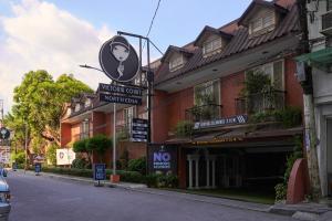 Victoria Court North Edsa