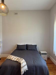 1920s Local Heritage Character home Rangatira 3 bedroom, 2 living room family home