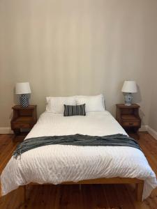 1920s Local Heritage Character home Rangatira 3 bedroom, 2 living room family home