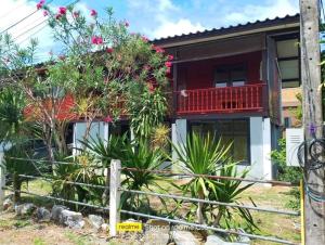 Ban Bang Po Bee House