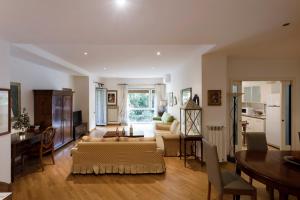 Appartamento con 2 Camere da Letto