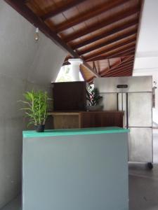 TheviCafe & Accommodation