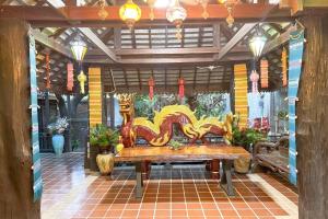 Chiangmai Lanna & Modern Loft Hotel