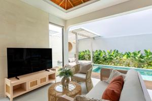 Deneva Villa by Betterplace