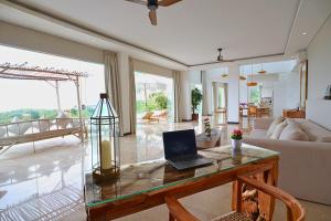 Biệt Thự (Villa)