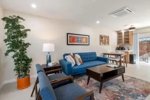 Urban Oasis - Just Remodeled - Sabre Springs