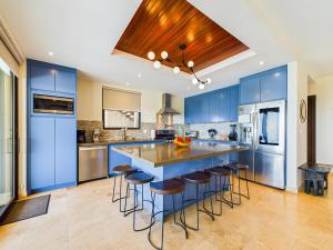 Dos Rios #70- 6 Bedroom Home On 12 Acre