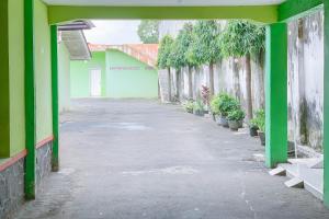 Urbanview Hotel Dasa Putra Syariah Sumedang