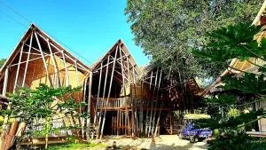Dumaguete Bamboo Cottages -Dauin - 锡亚顿