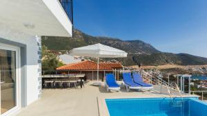 Kalkan 6 Bedroom Villa - 1038