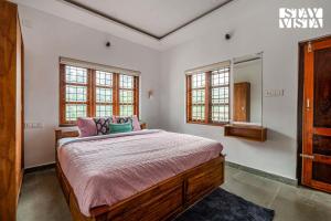 StayVista at Misty Village - BBQ, Bonfire & Meals