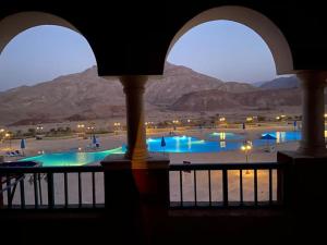 العين السخنه