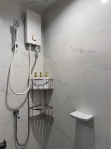 Modern and Cozy Studio Unit with Balcony Near Ayala Center