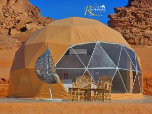 RUM RANIA LUXURU CAMP & Bubbles Hotel