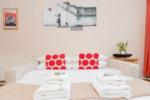 2BR balcony, Battersea, 5min Clapham Junction St