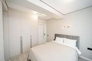 Elegance and Ciocana View - Ciocana