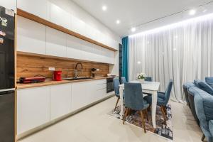 Golden Glow Villa Green Coast